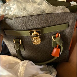 RARE Michael kors traveler Hamilton😱